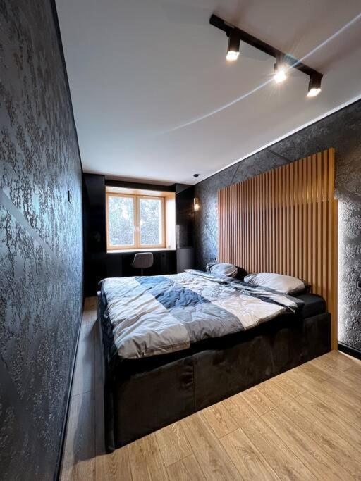 Black Pearl Luxury Apartment Windawa Zewnętrze zdjęcie
