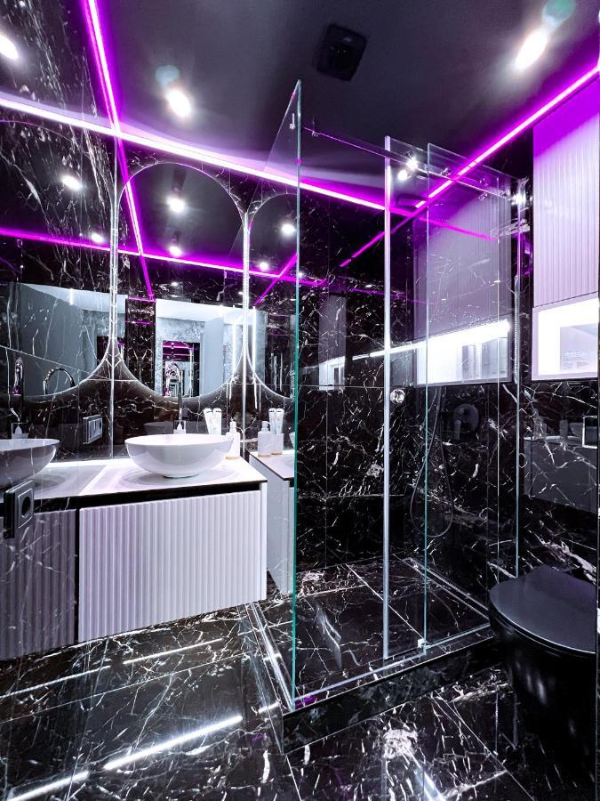 Black Pearl Luxury Apartment Windawa Zewnętrze zdjęcie